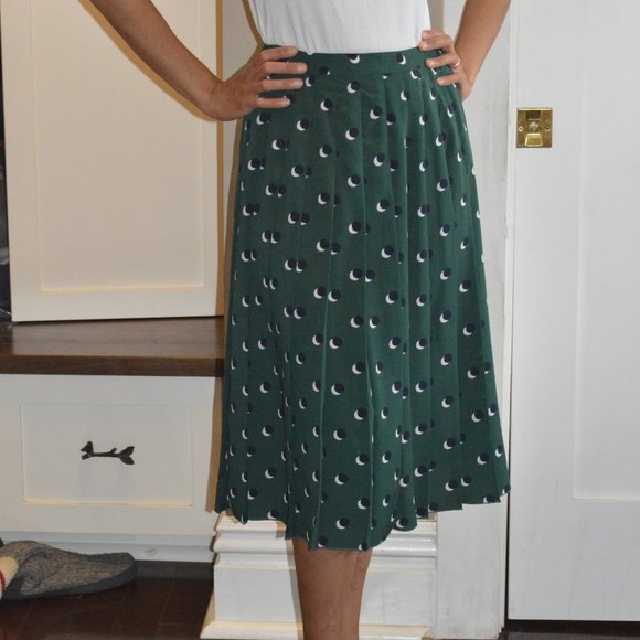 Adorable Boden Annabelle Pleated Skirt - Picture 2 of 4